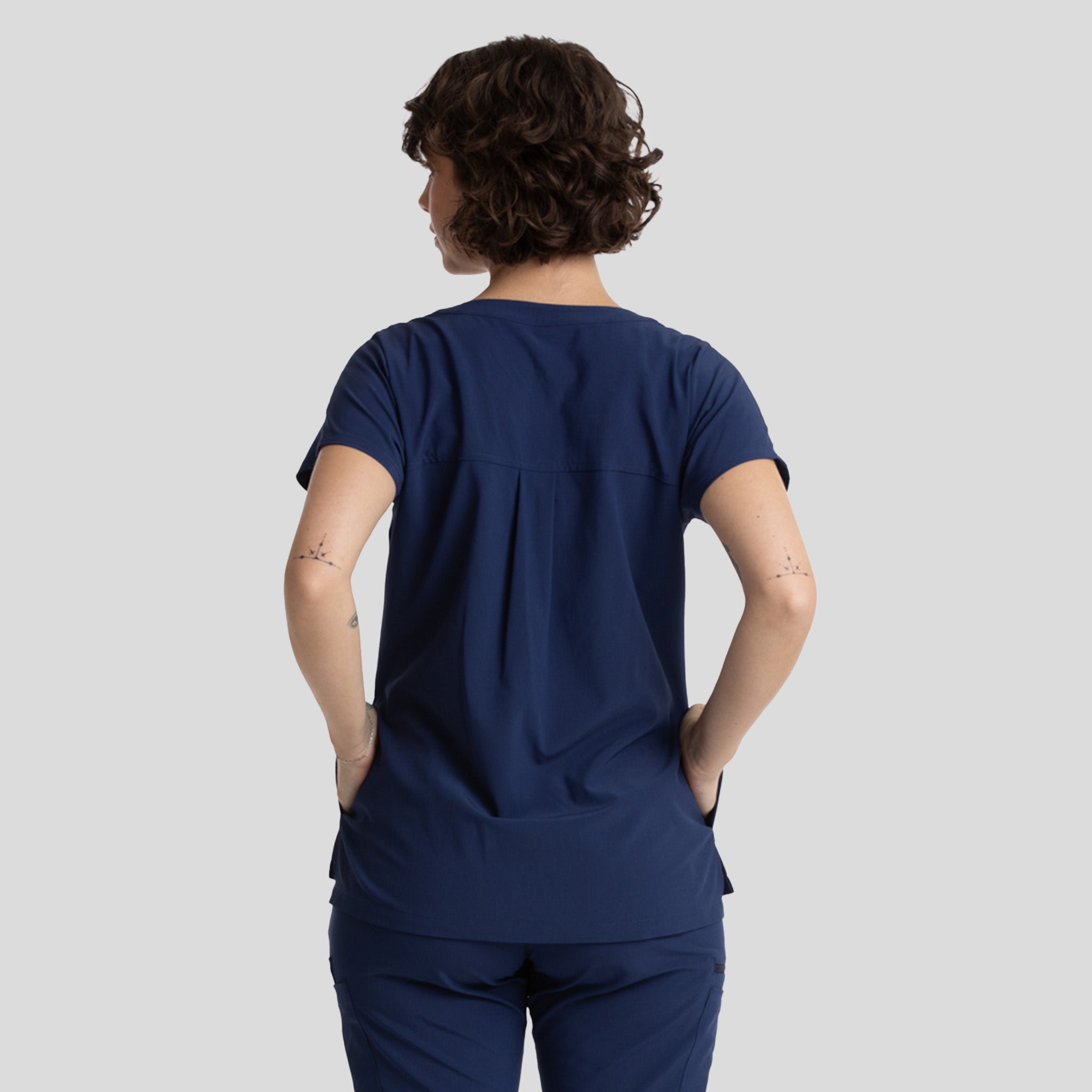 Womenβs Dolman 3 Pocket Top | Navy