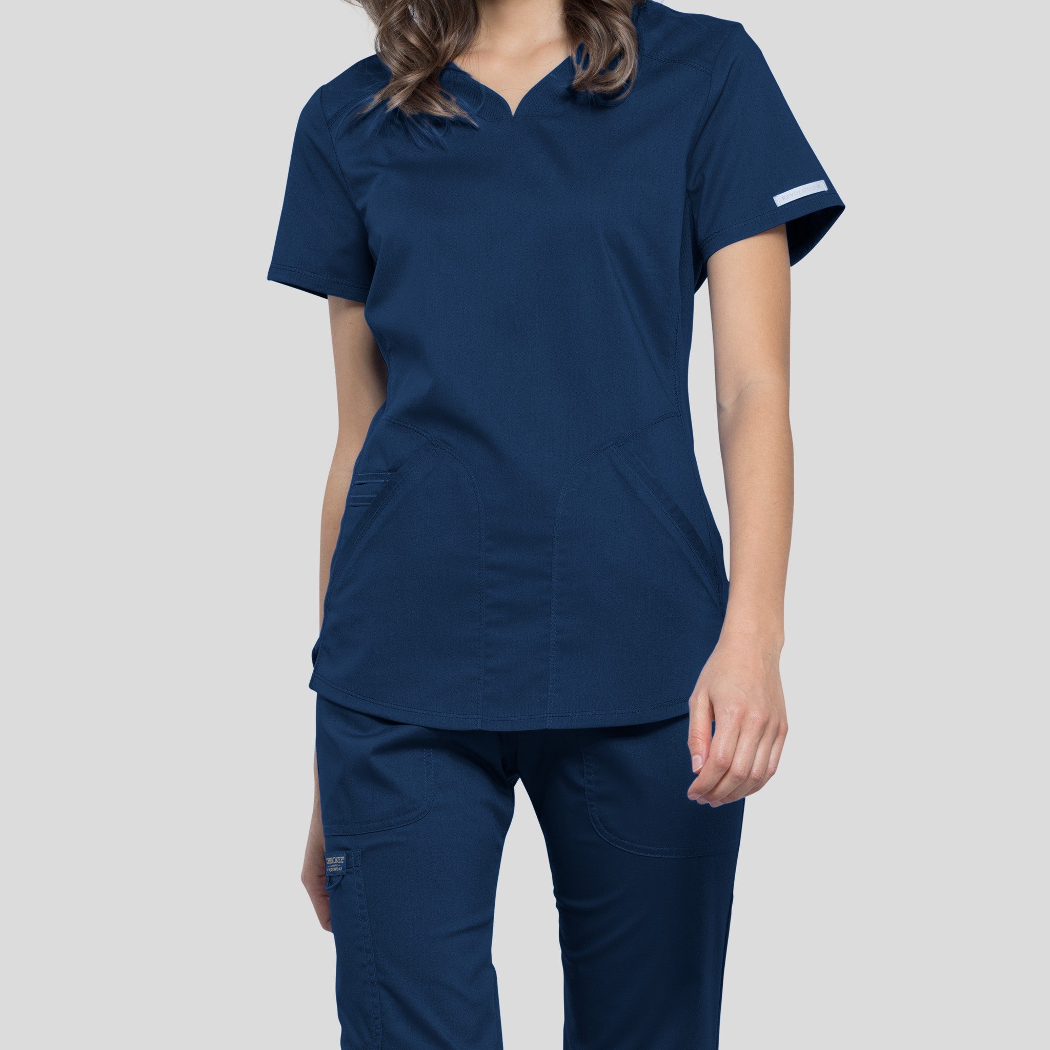 2-Pocket Sweetheart V-Neck | Navy