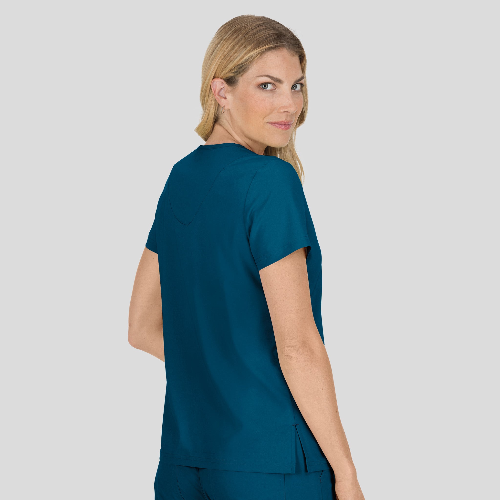 Becca Women's 4-Pocket Stretch Top | Caribbean